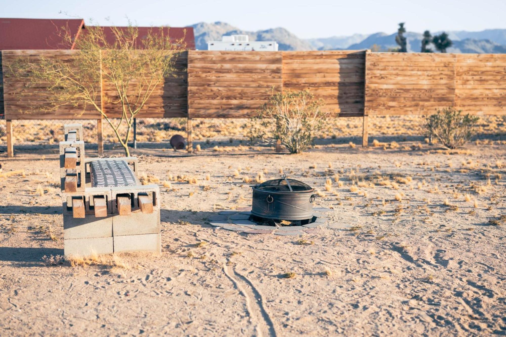 Villa New Listing - Pet Friendly - Casa Del Desierto in Joshua Tree Exterior foto